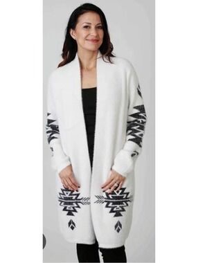 Venario Jaime Cardigan Sweater Womens Black White Aztec Southwestern Boho Medium